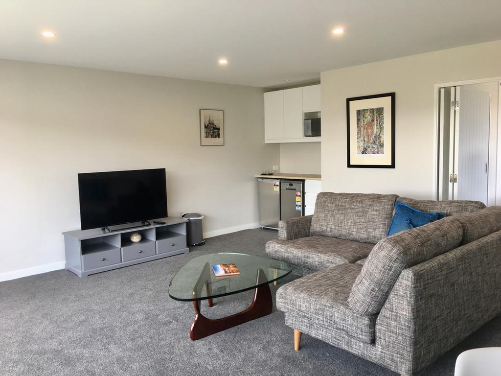 Hotel Minaret Ridge Retreat Wanaka Esterno foto